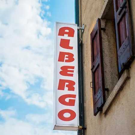 Albergo Centrale San Zeno di Montagna
